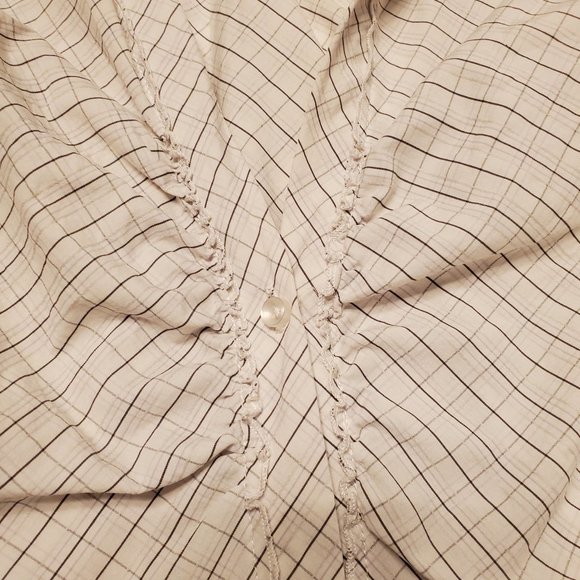 $5 SALE * XL NY&CO Stretch windowpane V-neck blouse - Picture 6 of 8